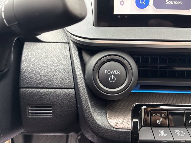 Used 2026 Toyota Prius XLE FWD image 28