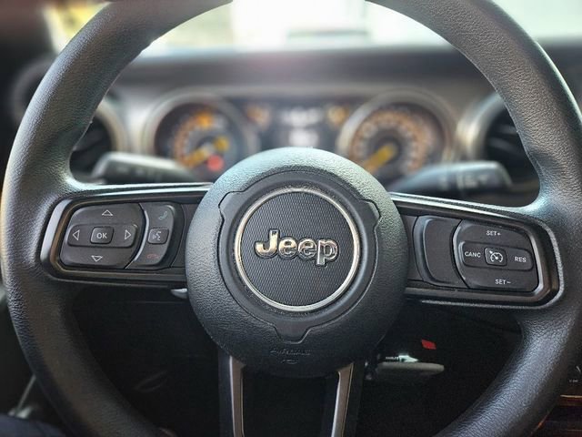 Used 2021 Jeep Wrangler Sport image 18