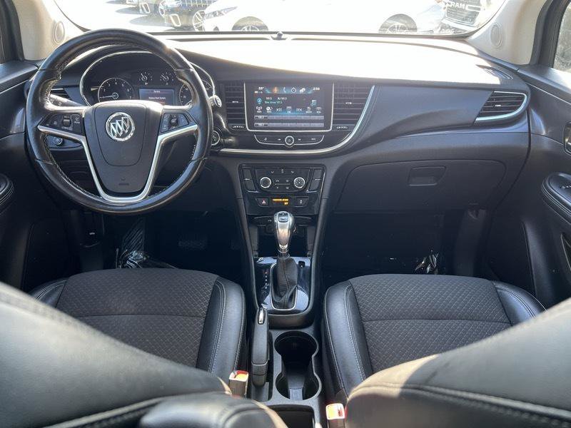 Used 2019 Buick Encore Sport Touring FWD image 9