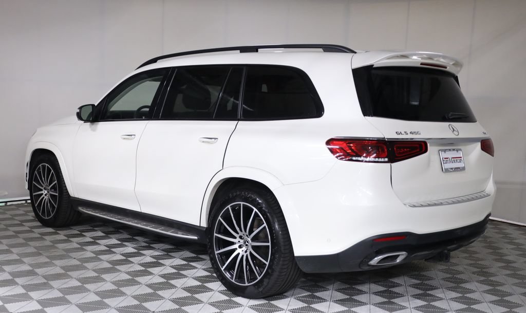 Used 2023 Mercedes-Benz GLS 450 4MATIC w/ AMG Line Exterior image 4