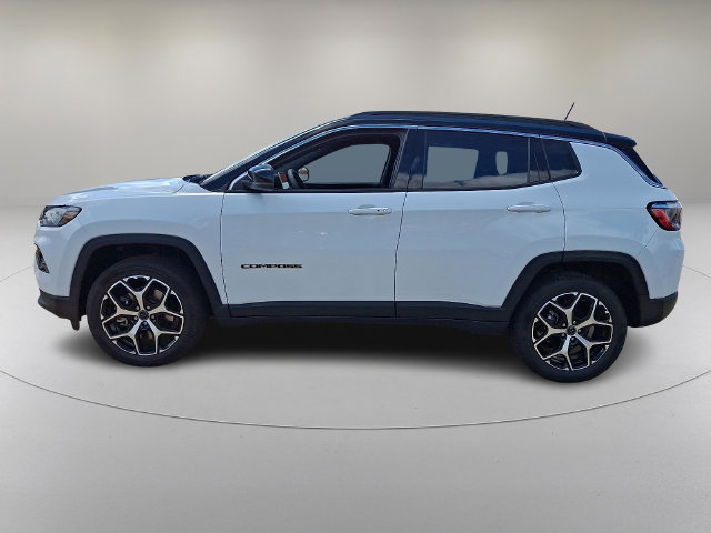 Used 2025 Jeep Compass Limited AWD/4WD image 6