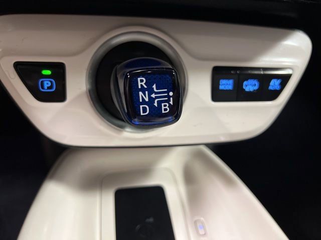 Used 2018 Toyota Prius Prime Premium image 33