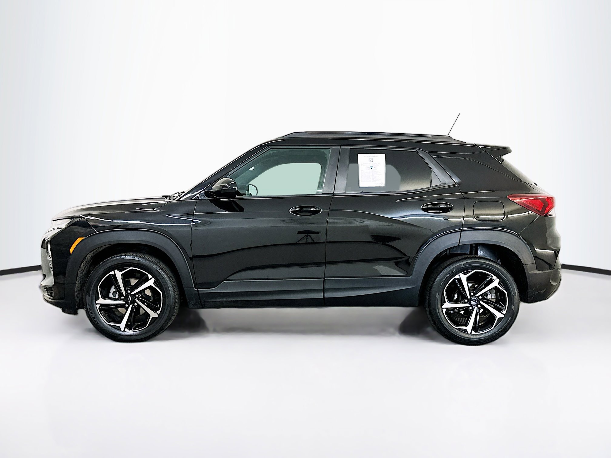 Used 2023 Chevrolet TrailBlazer RS w/ Convenience Package image 4