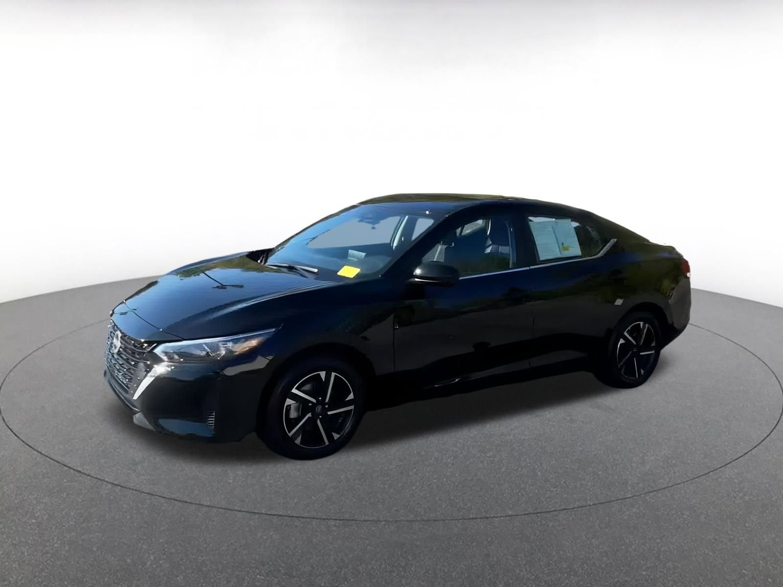 Used 2025 Nissan Sentra SV image 7
