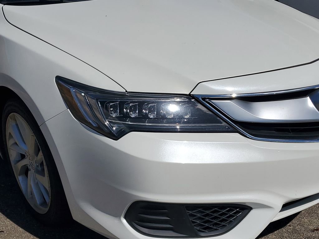Used 2016 Acura ILX image 4