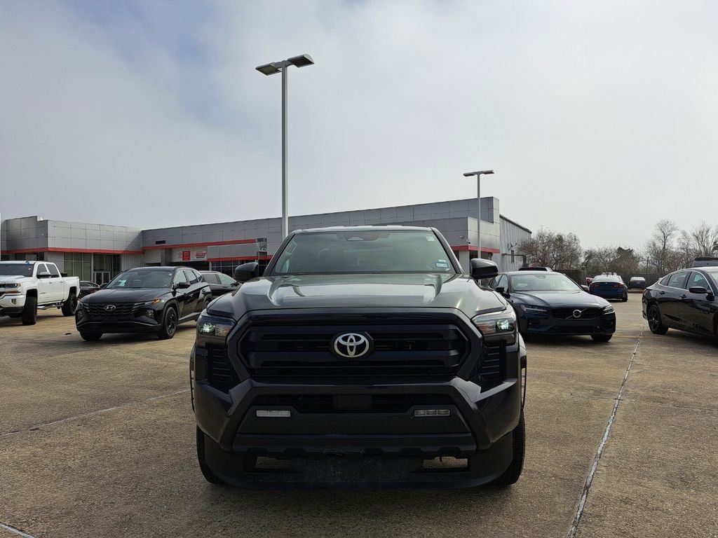 Used 2024 Toyota Tacoma SR5 image 2