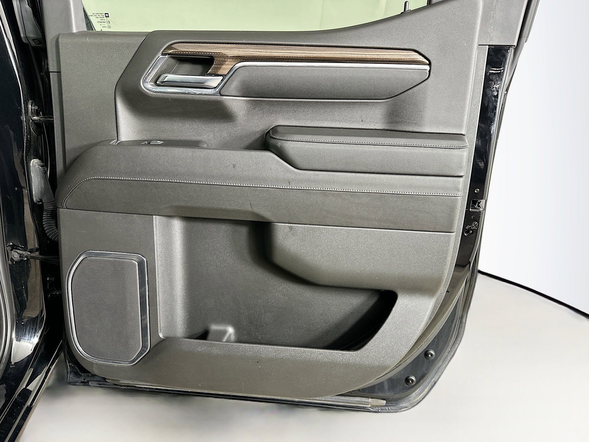 Used 2023 Chevrolet Silverado 1500 LT image 29