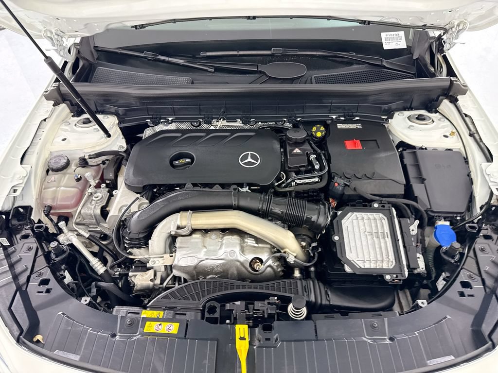 Certified 2025 Mercedes-Benz GLB 250 image 29