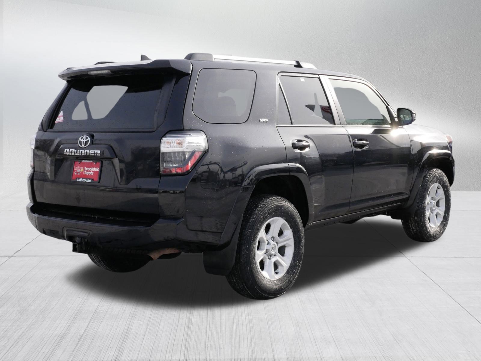 Certified 2024 Toyota 4Runner SR5 image 7