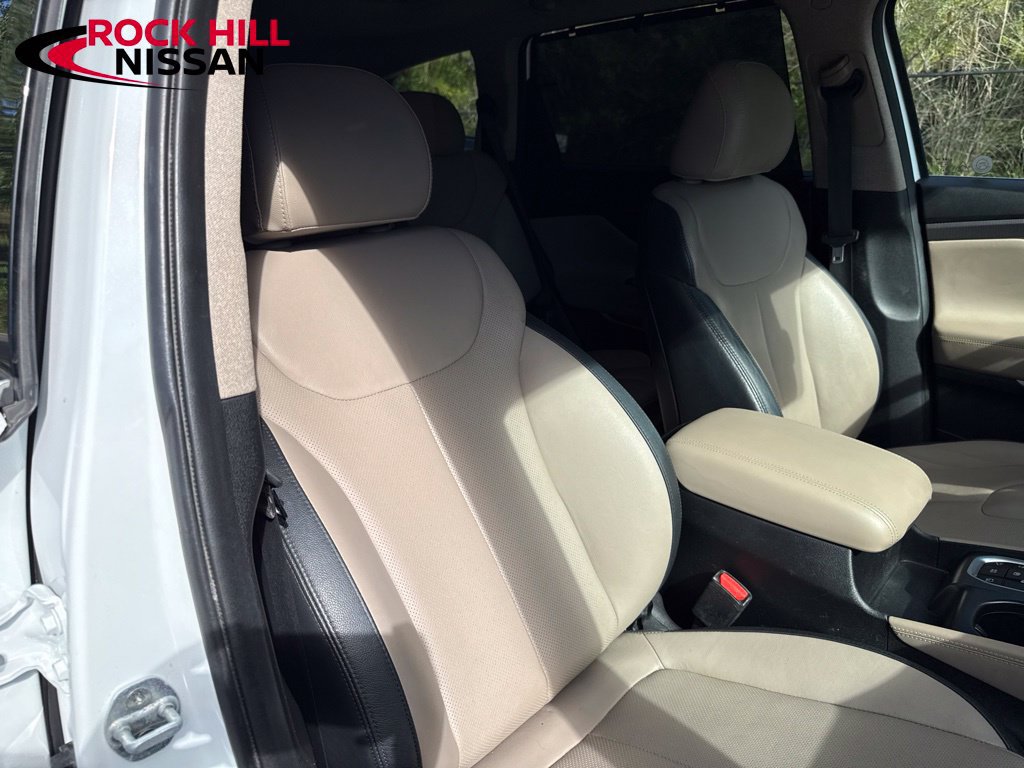 Used 2019 Hyundai Santa Fe AWD image 35