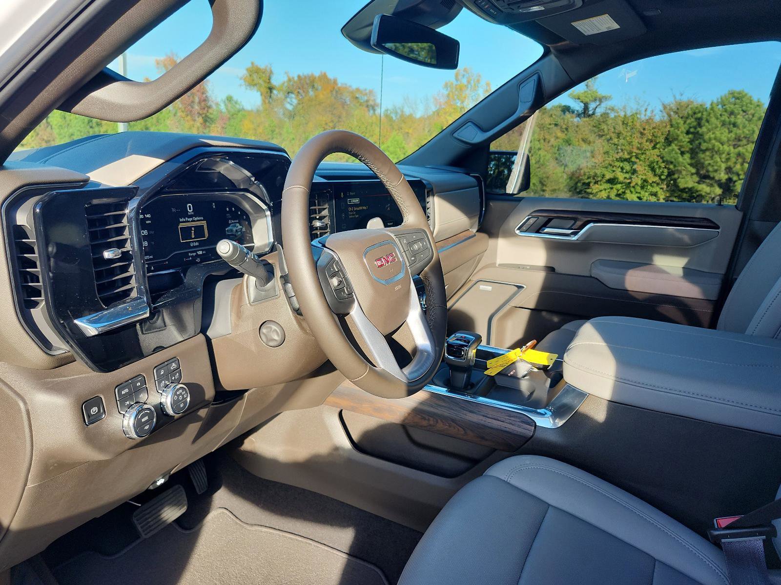 Certified 2025 GMC Sierra 1500 SLT w/ SLT Premium Package image 18