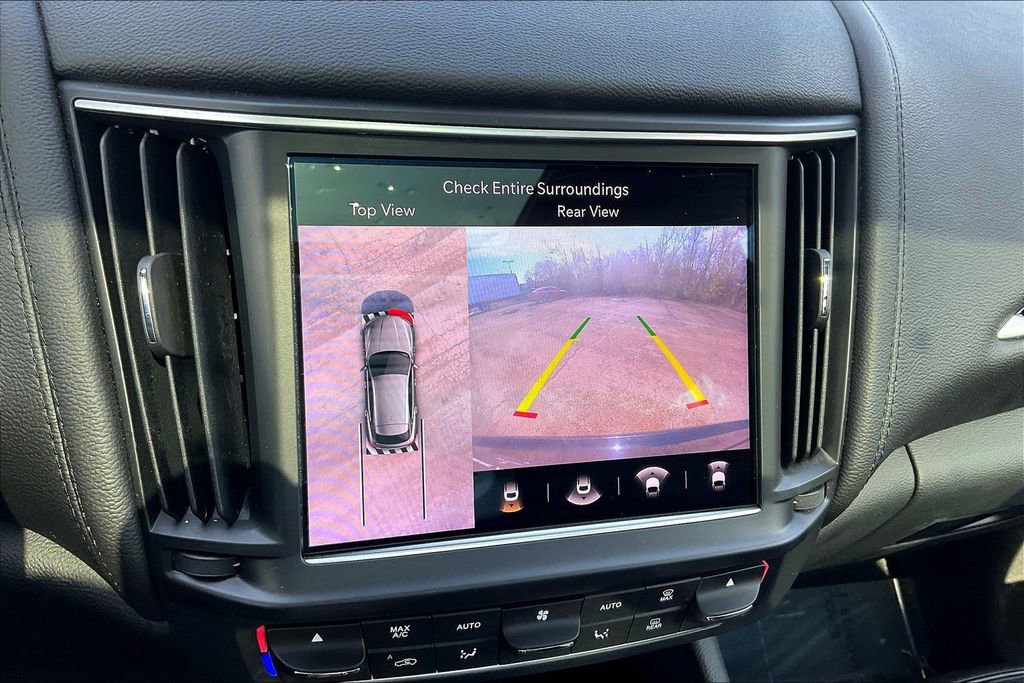 Used 2022 Maserati Levante GT image 14