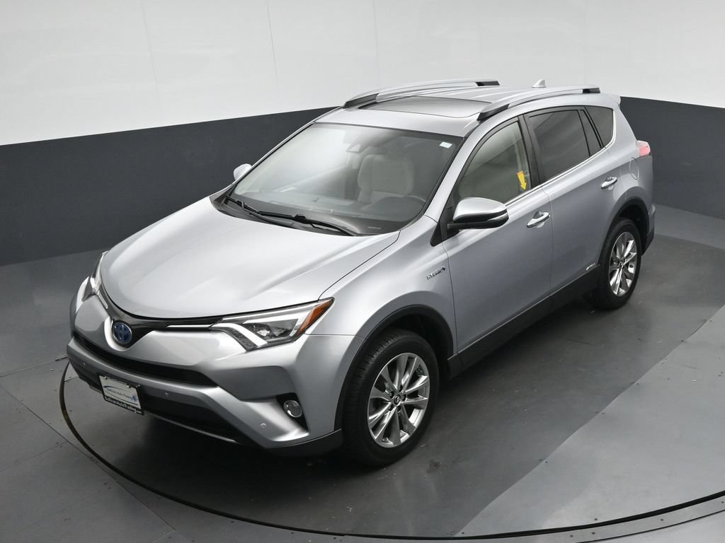 Used 2018 Toyota RAV4 Limited AWD/4WD image 60