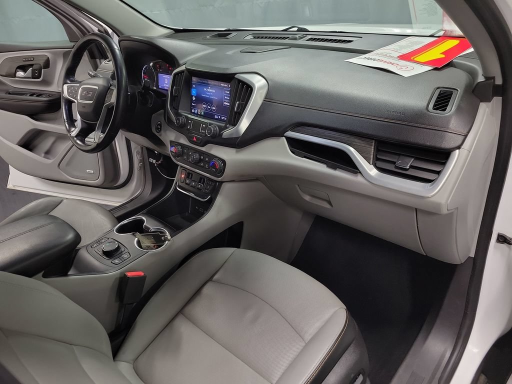 Used 2020 GMC Terrain SLT w/ Preferred Package FWD image 25