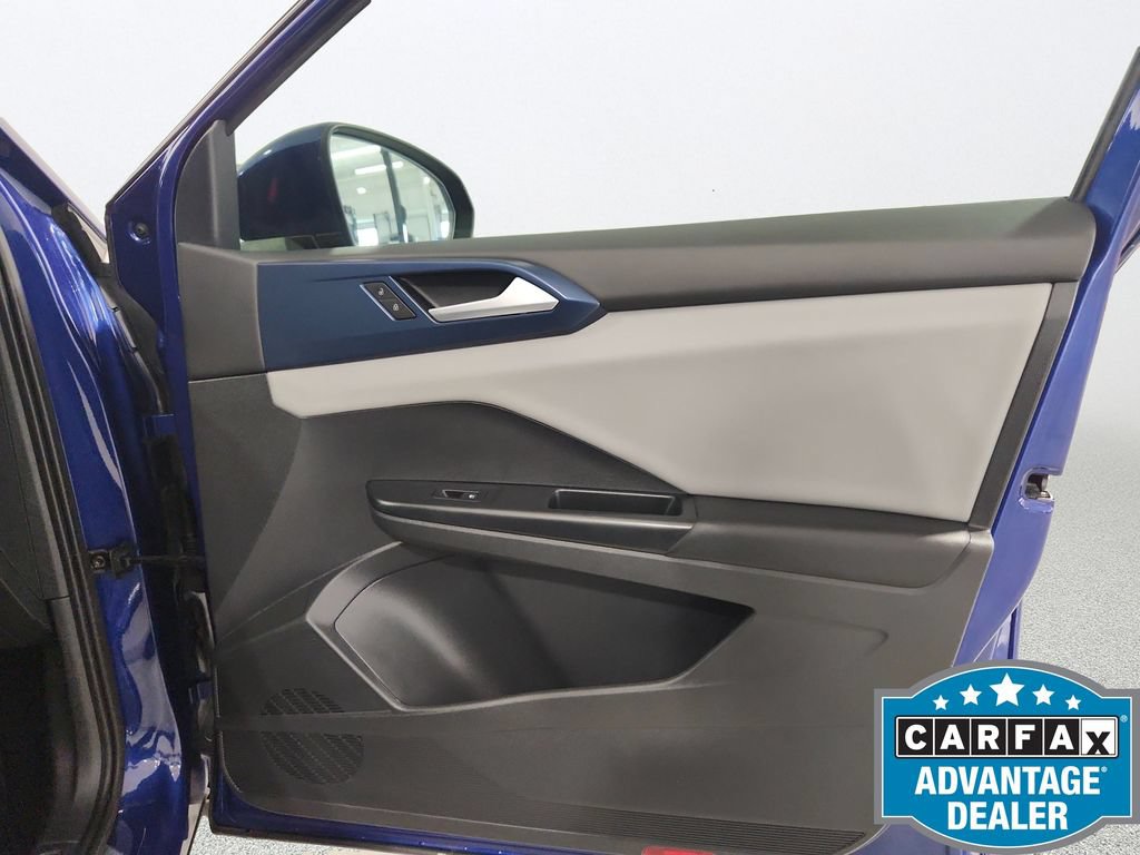 Used 2022 Volkswagen Taos SE FWD image 24