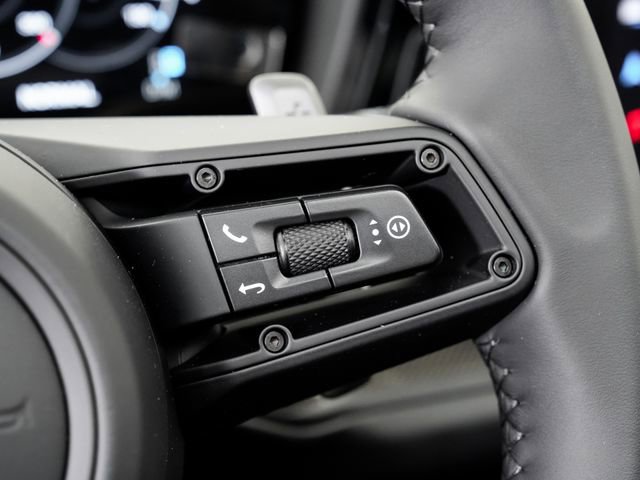 New 2026 Porsche Cayenne GTS image 14