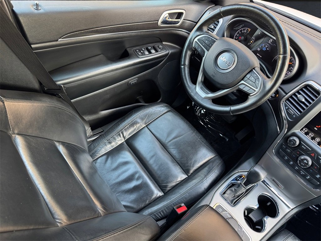 Used 2018 Jeep Grand Cherokee Limited image 15
