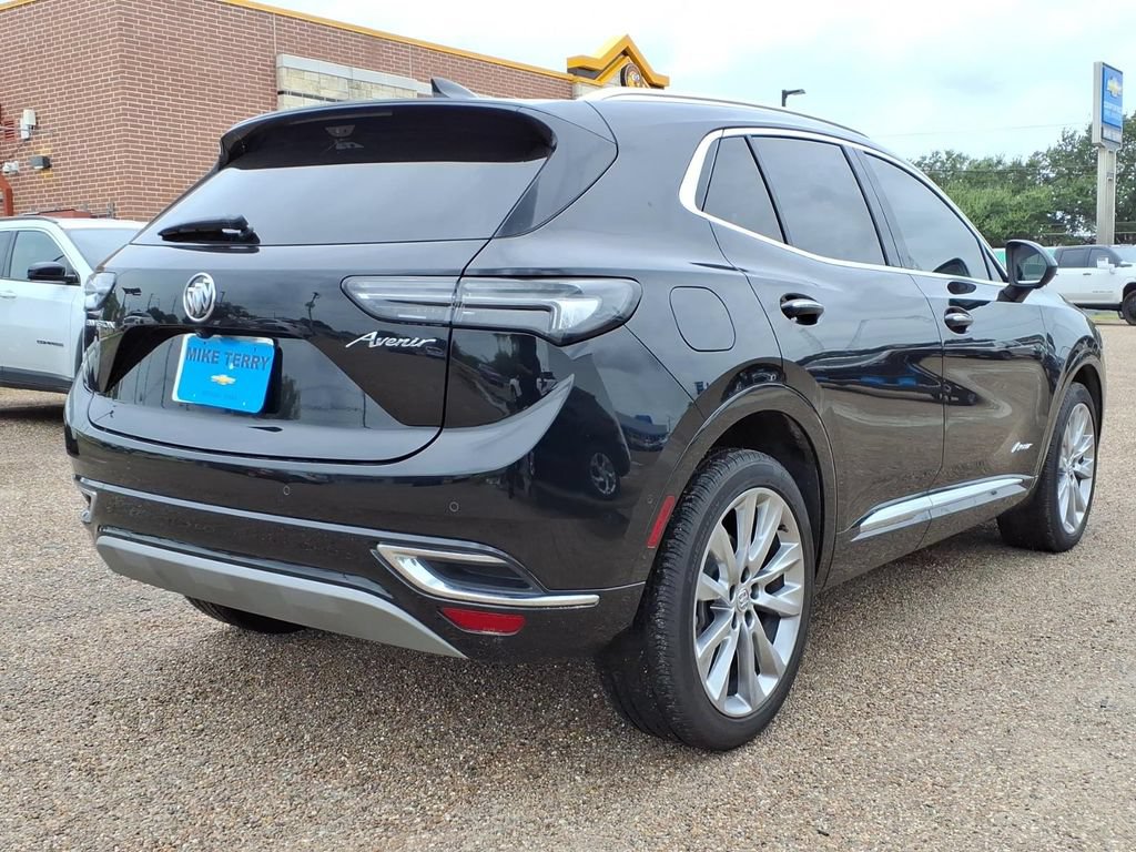 Used 2023 Buick Envision Avenir FWD image 3