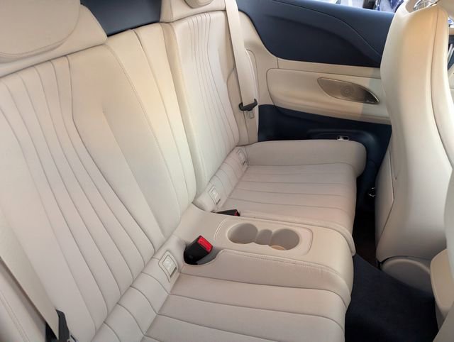 Used 2023 Mercedes-Benz E 450 Cabriolet image 14