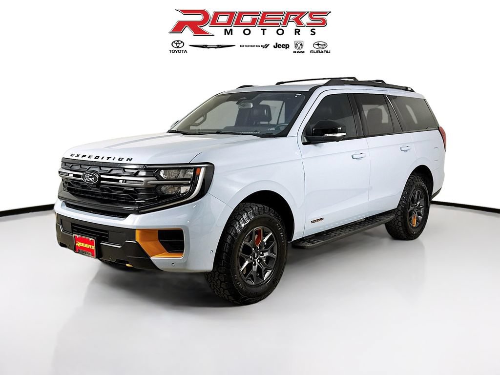 Used 2025 Ford Expedition Tremor AWD/4WD image 8