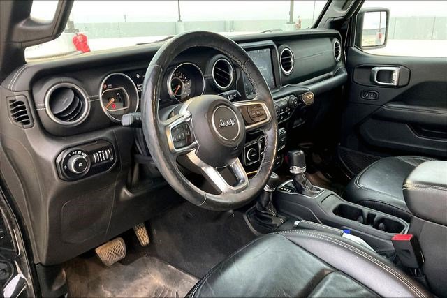 Used 2019 Jeep Wrangler Unlimited Sahara image 7