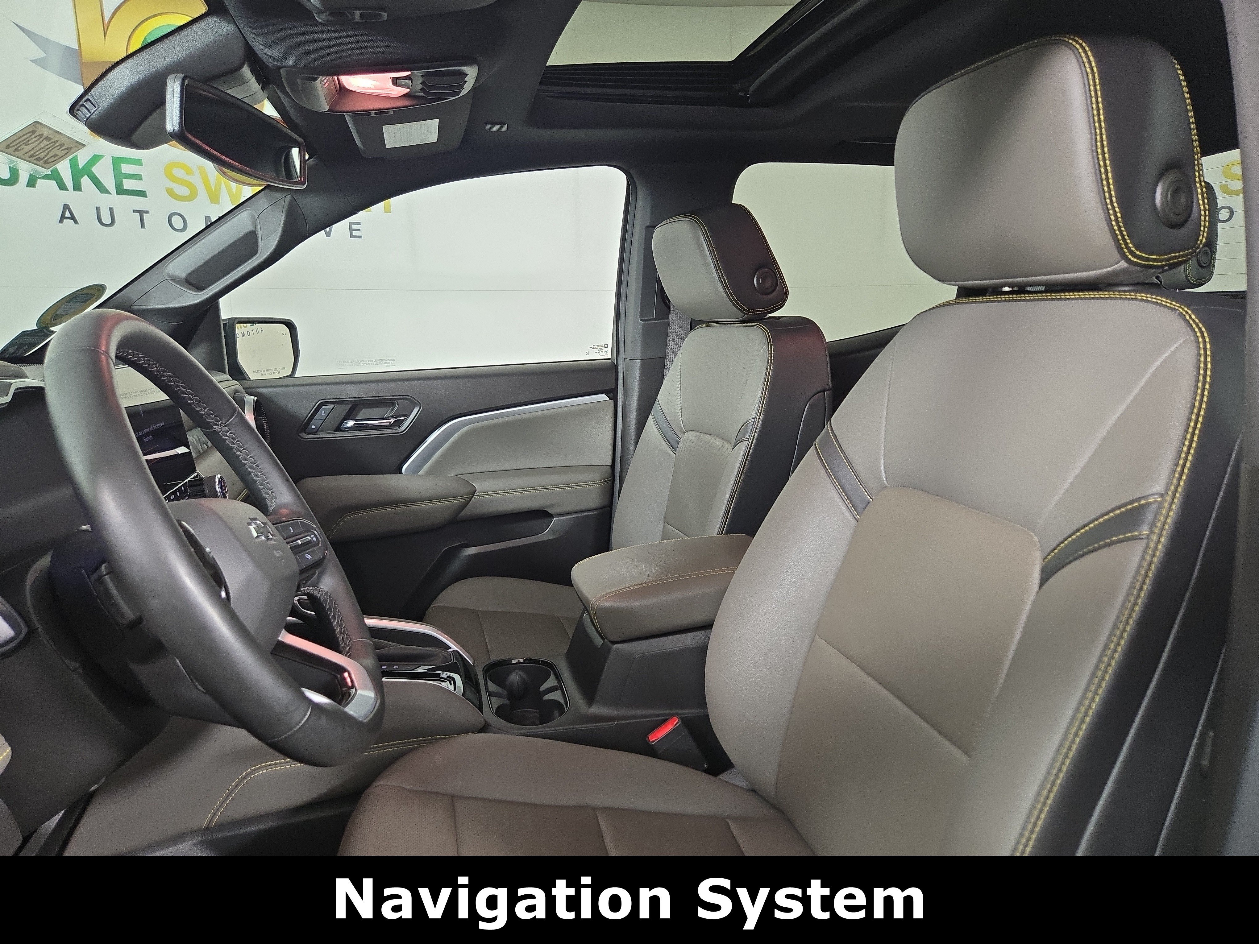 Certified 2024 Chevrolet Colorado ZR2 w/ ZR2 Convenience Package III AWD/4WD image 11