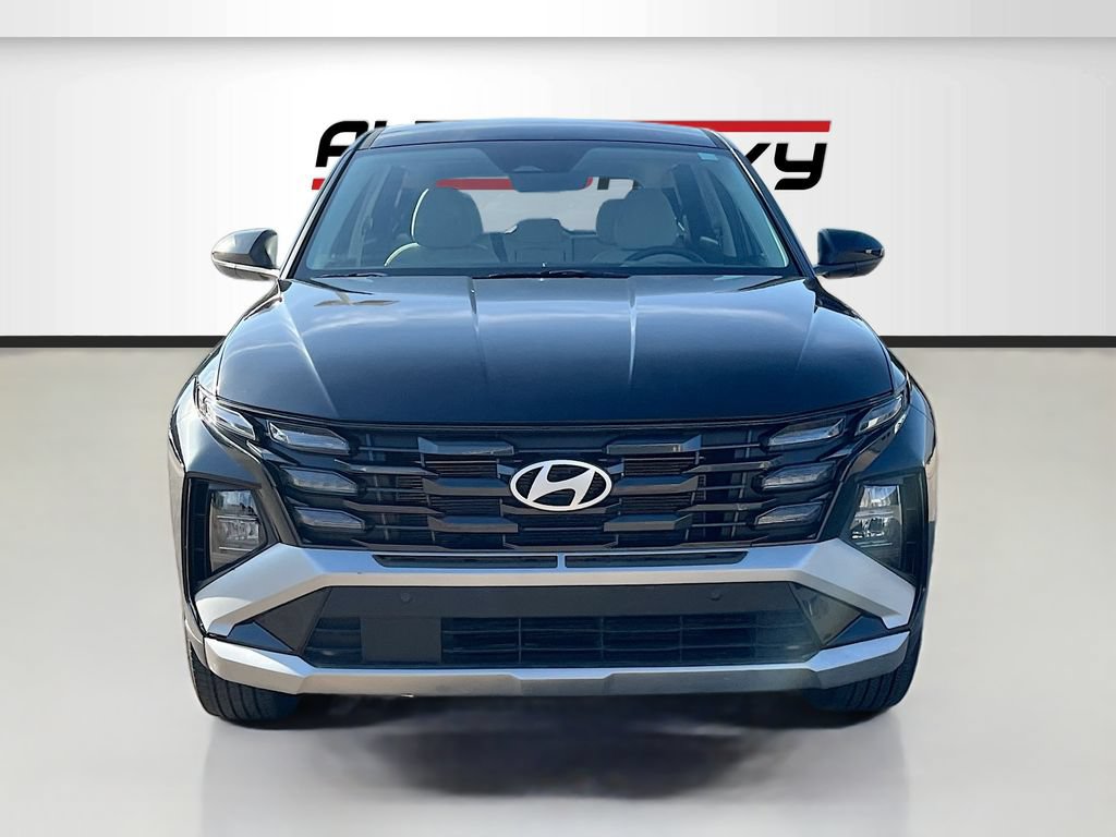 Used 2026 Hyundai Tucson SE AWD/4WD image 2