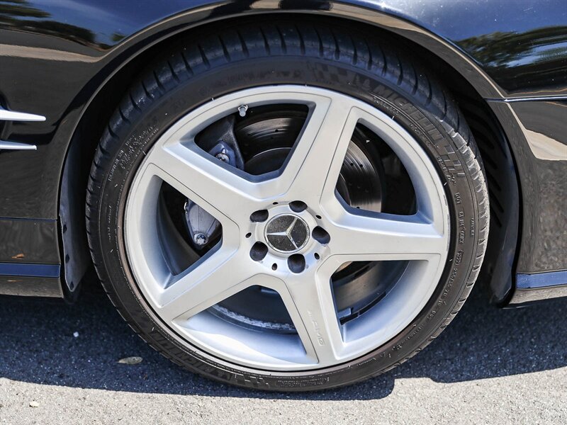 Used 2008 Mercedes-Benz SL 550 w/ AMG Sport Pkg image 12