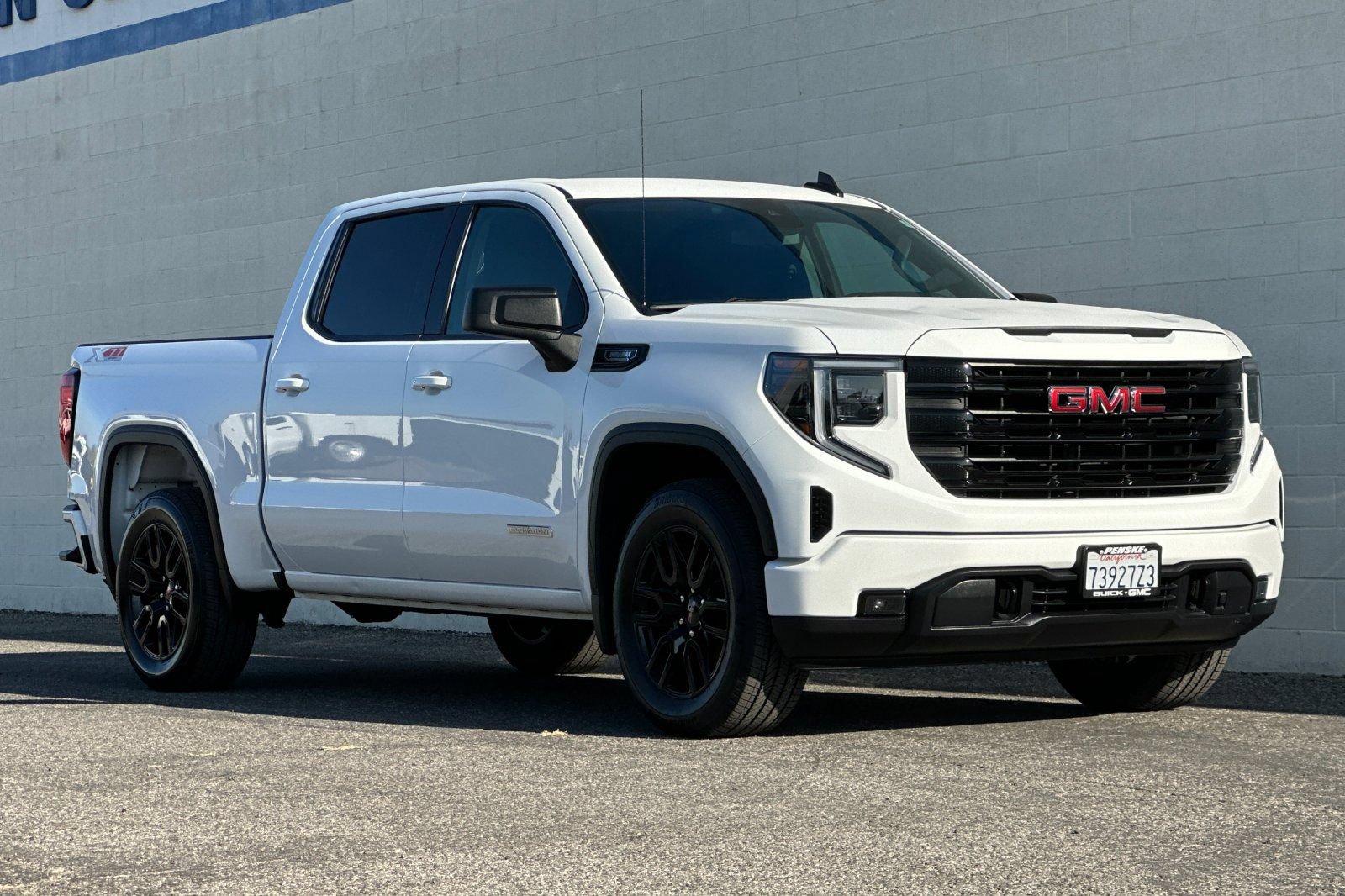 Certified 2024 GMC Sierra 1500 Elevation RWD image 2