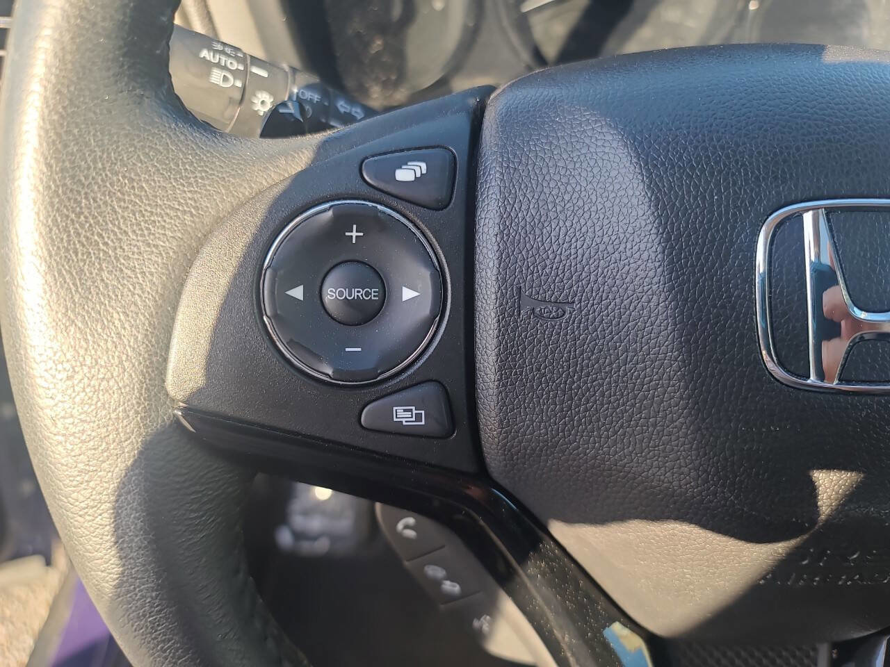 Used 2016 Honda HR-V EX-L image 19