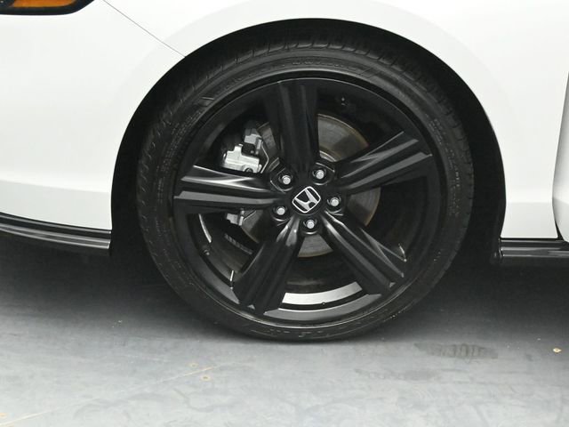 Used 2025 Honda Accord Sport image 35