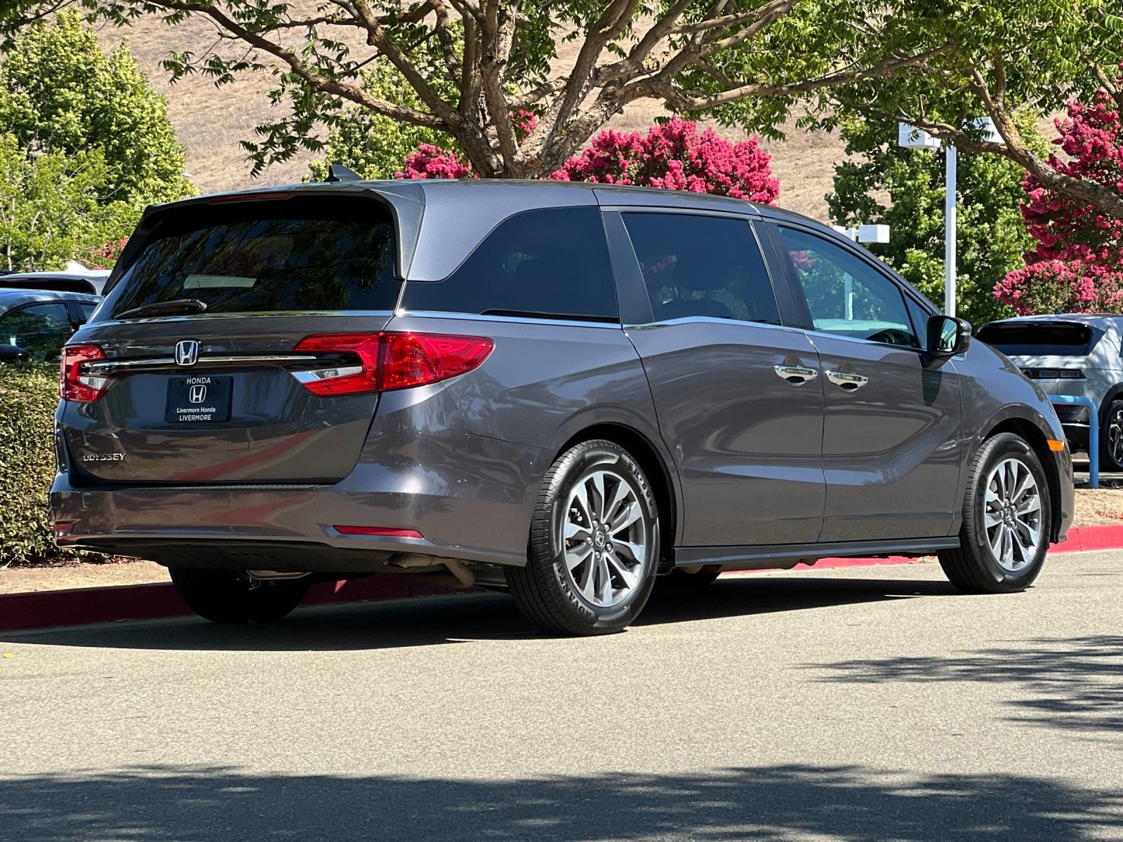 Used 2023 Honda Odyssey EX-L image 6