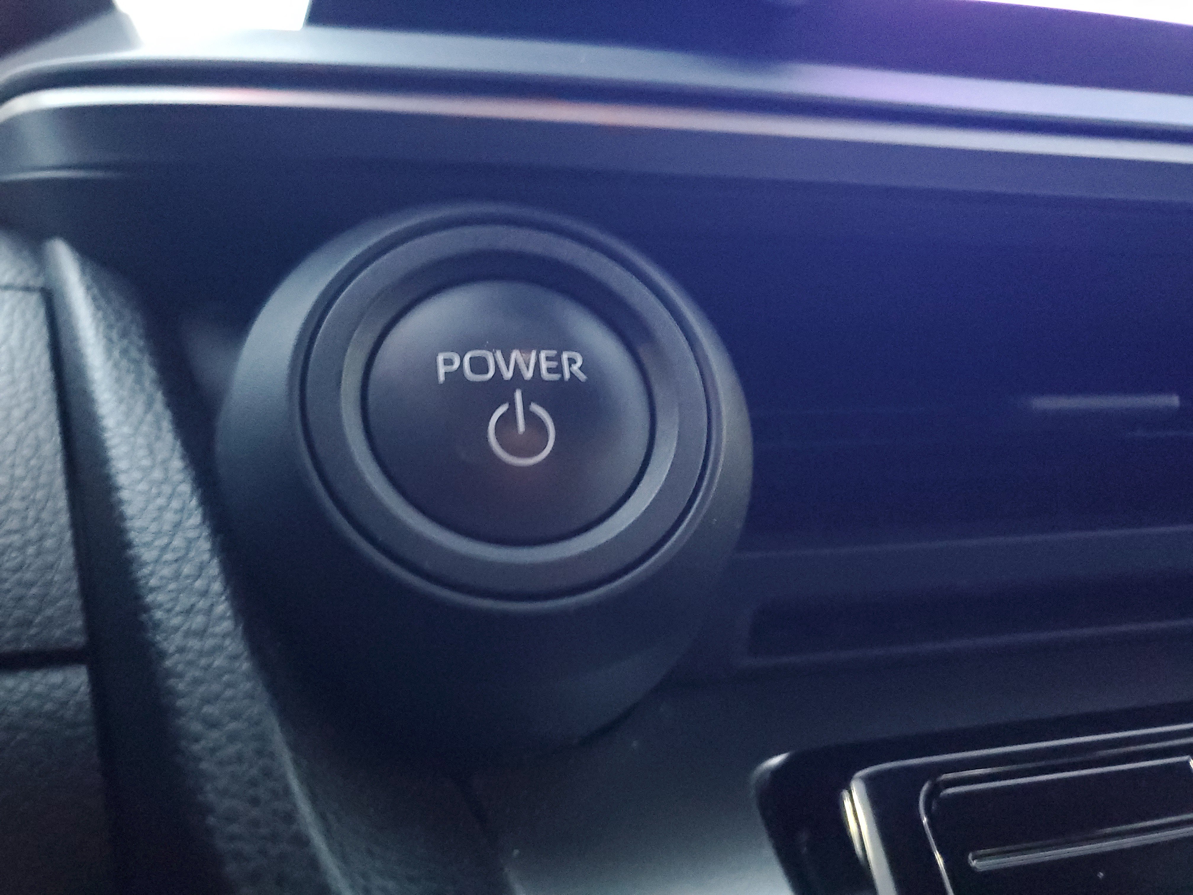 Certified 2024 Toyota Prius LE FWD image 27