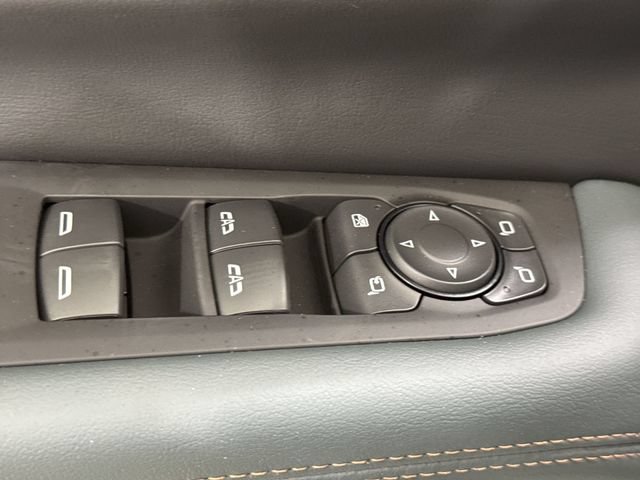 New 2026 GMC Yukon XL AT4 w/ LPO, Floor Liner Package AWD/4WD image 23