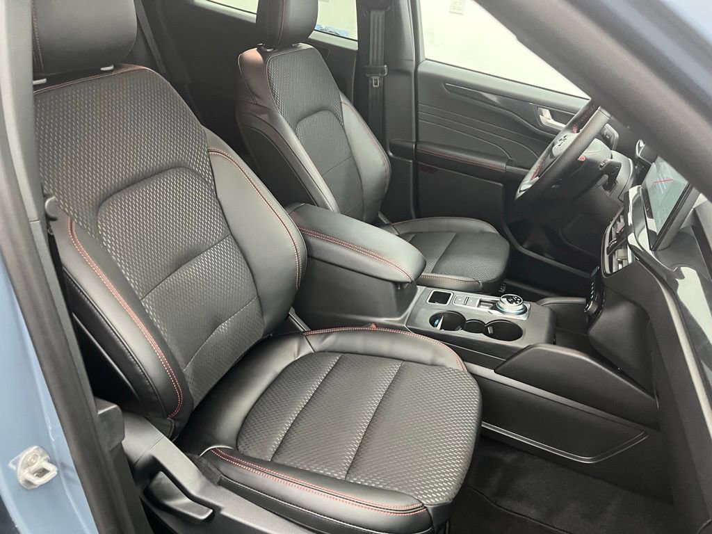 New 2026 Ford Escape ST-Line w/ Tech Pack #1 image 29