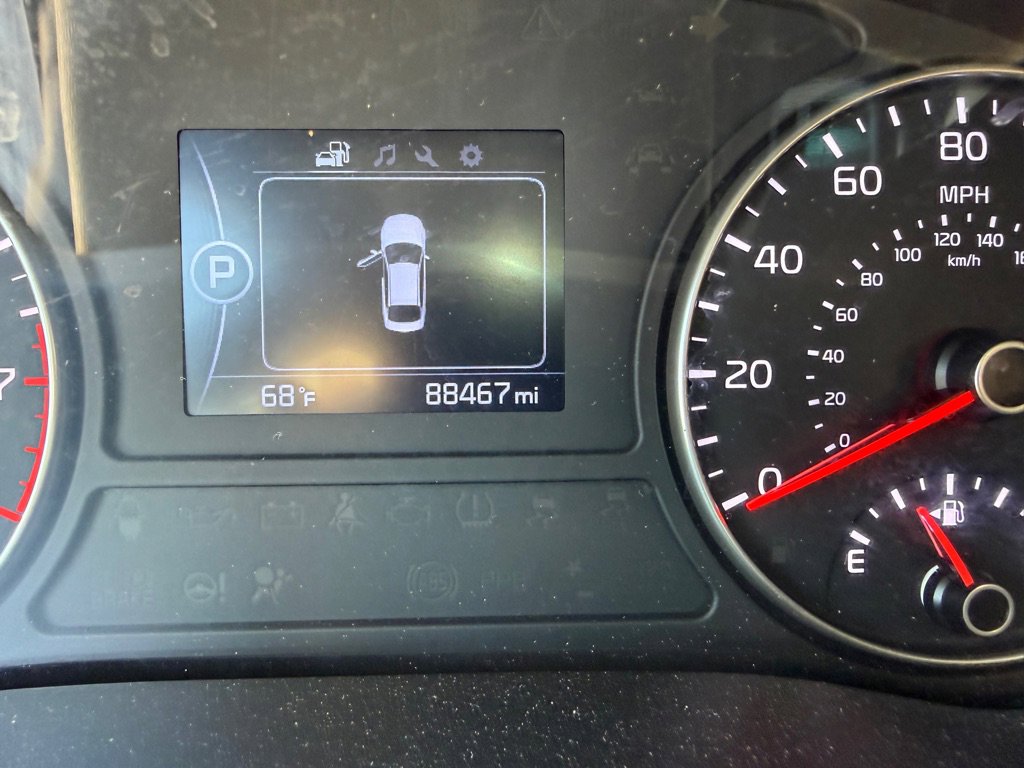 Used 2018 Kia Optima S w/ 18" Alloy Wheels Package FWD image 16