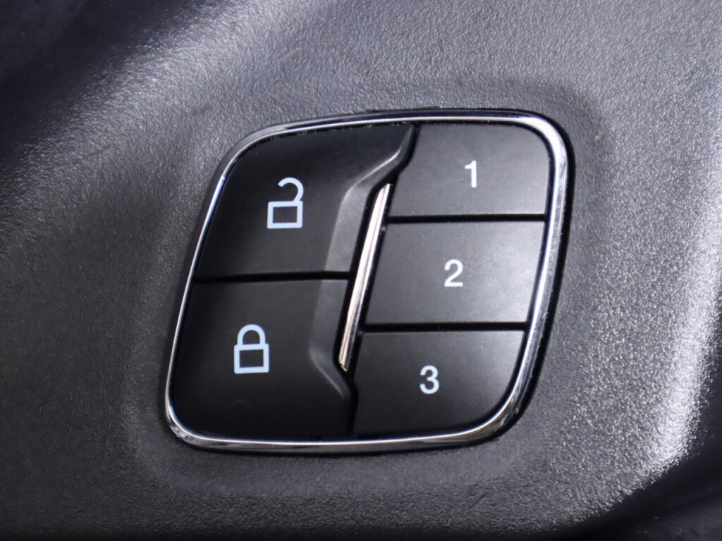 Used 2020 Ford Expedition Platinum AWD/4WD image 39