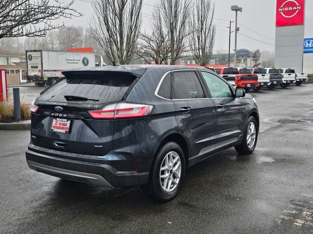 Used 2024 Ford Edge SEL image 5