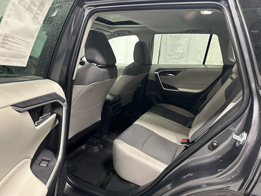 Used 2025 Toyota RAV4 XLE w/ Convenience Package image 43
