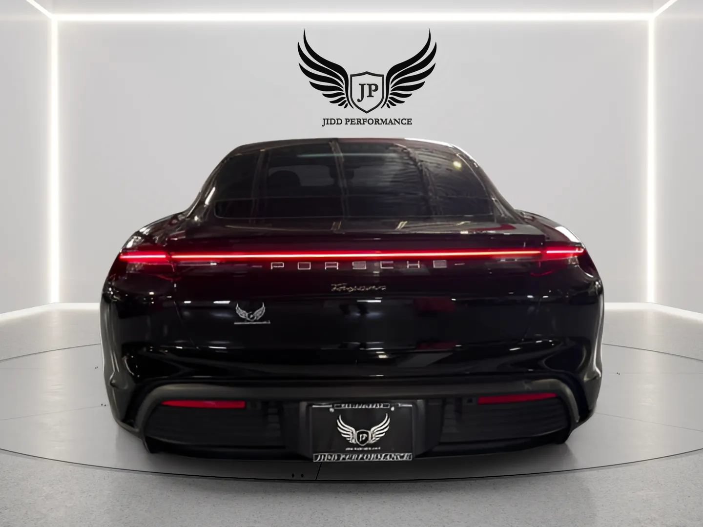 Used 2022 Porsche Taycan RWD image 6