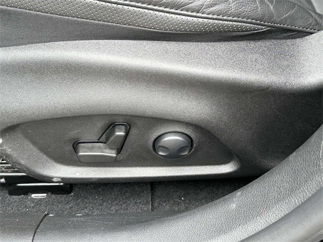 Used 2023 Jeep Renegade Limited w/ Sun/Sound Group image 14