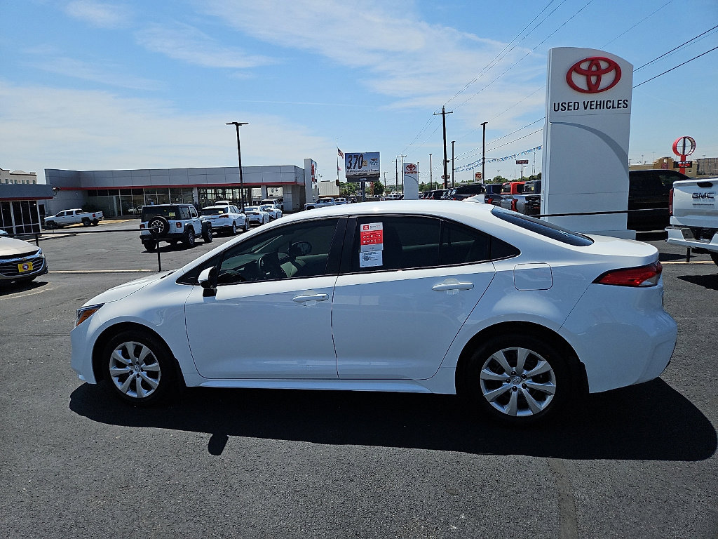 Certified 2026 Toyota Corolla LE image 2
