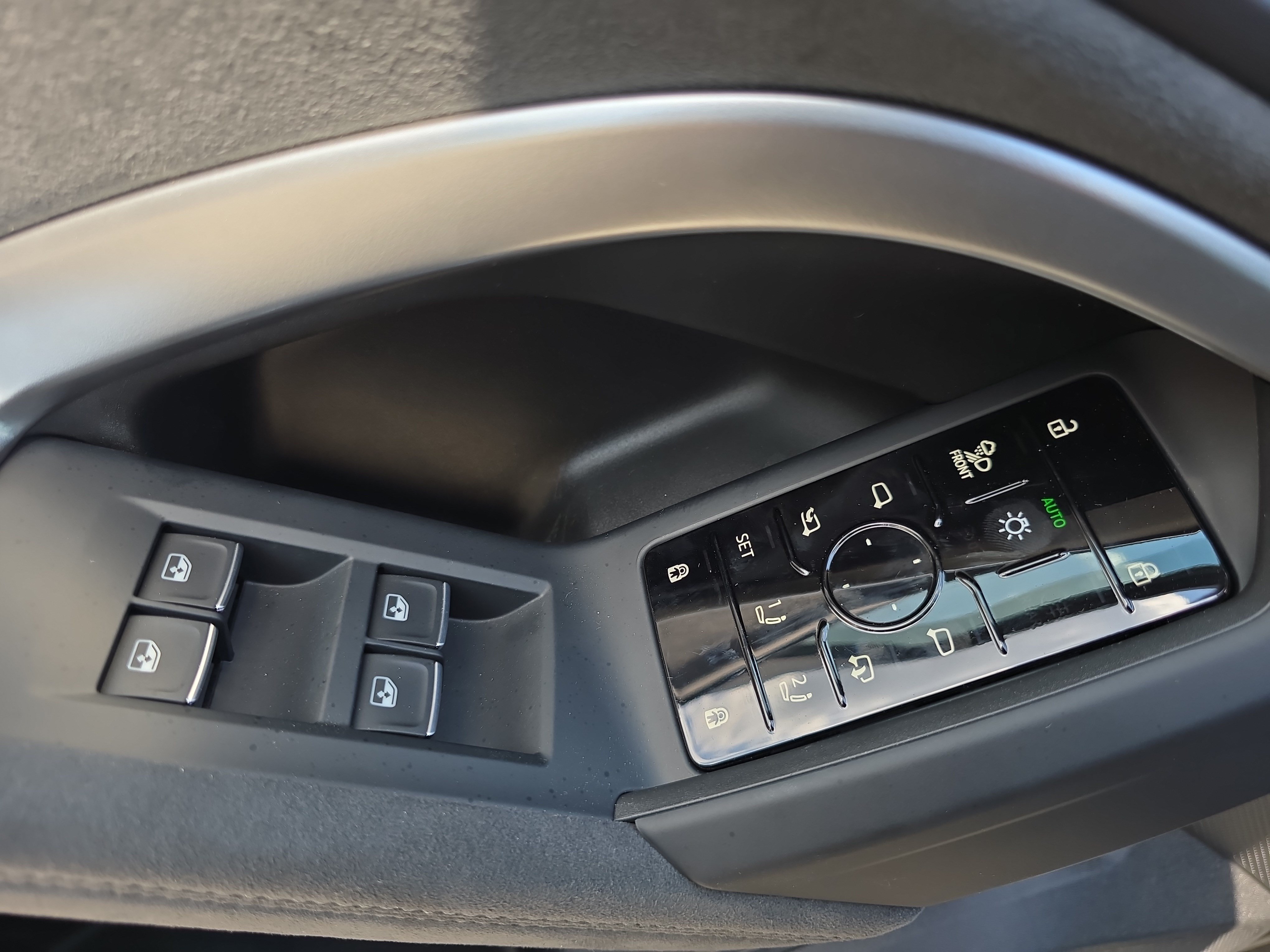 New 2026 Audi SQ5 Prestige AWD/4WD image 27