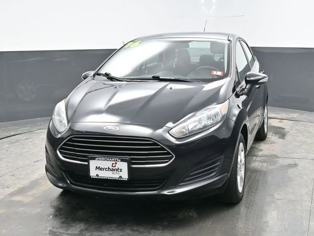 Used 2016 Ford Fiesta SE image 2