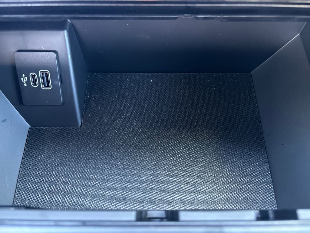 New 2025 Ford F150 Lariat w/ Equipment Group 501A Mid image 23