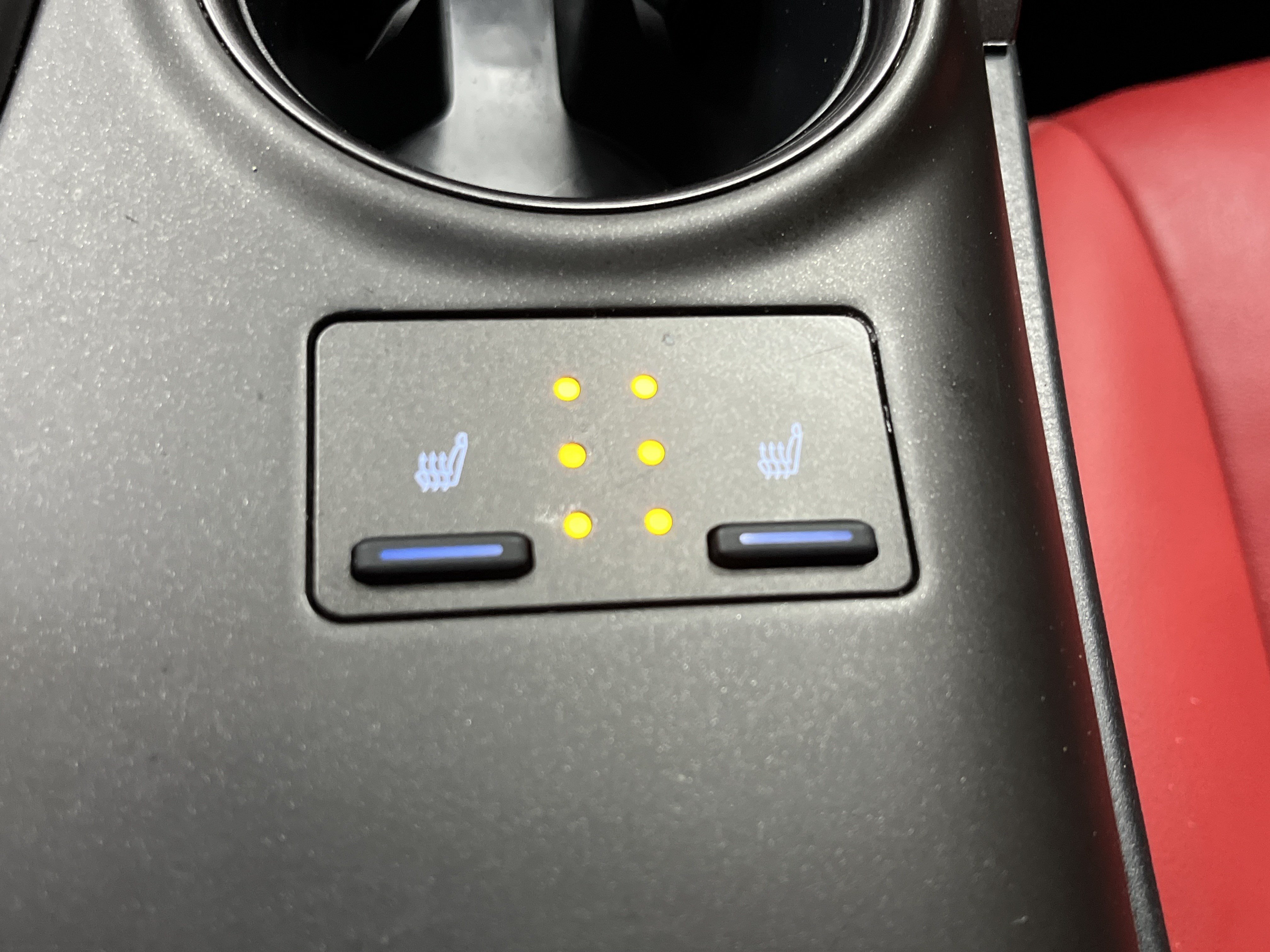 Used 2022 Toyota Camry XSE FWD image 35