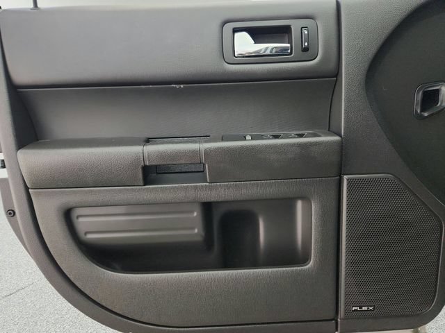 Used 2019 Ford Flex SE FWD image 17
