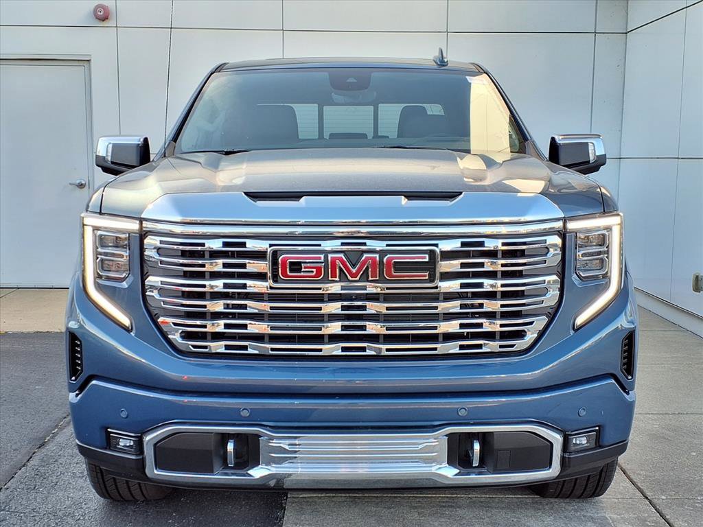 New 2026 GMC Sierra 1500 Denali w/ Denali Reserve Package image 2