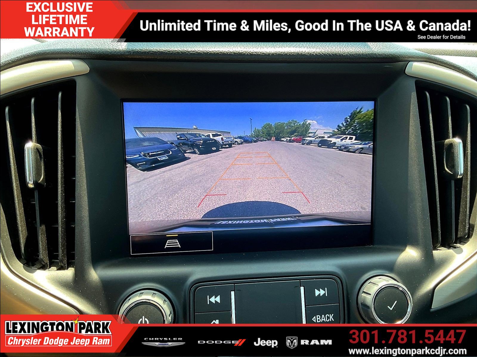 Used 2023 GMC Terrain Denali AWD/4WD image 14