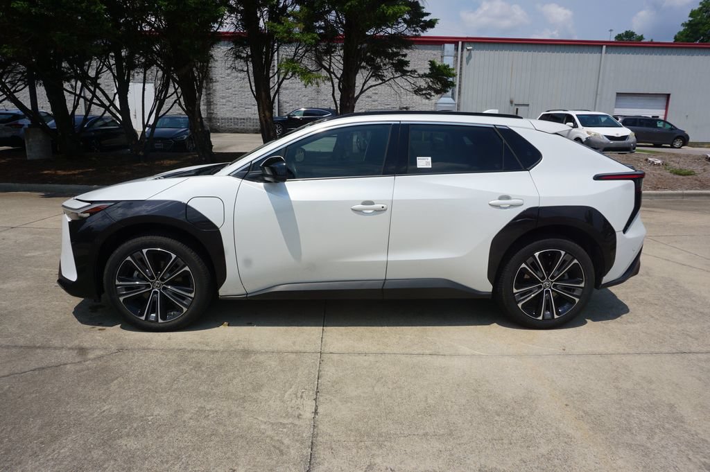 Used 2024 Toyota bZ4X AWD w/ Weather Package image 21